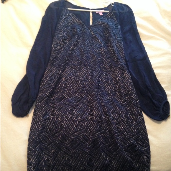 Long sleeve, neck Lilly Pulitzer shift dress