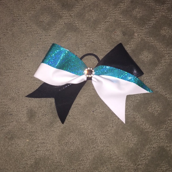 Cheer Extreme Bow