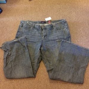 🚫SOLD🚫Torrid boot cut jeans size 26