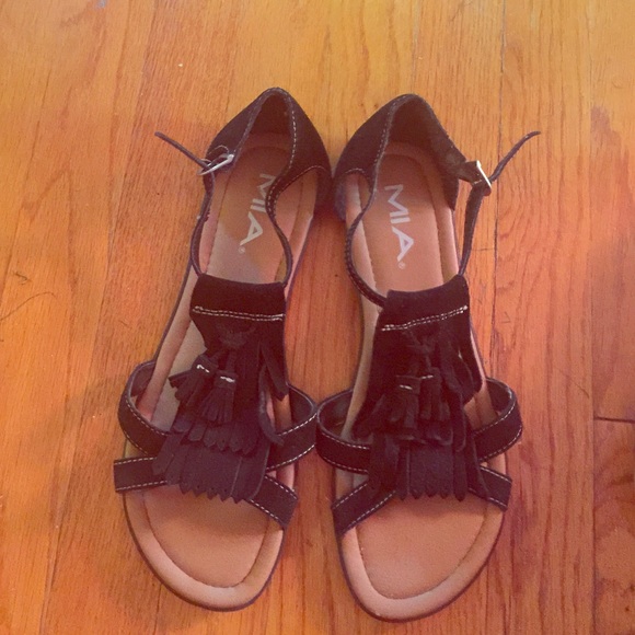 MIA Suede Fridge sandals