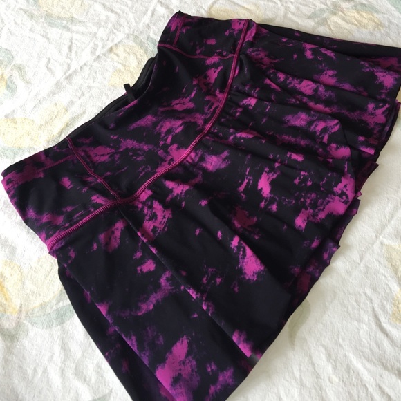 Lulu lemon hit your stride skirt