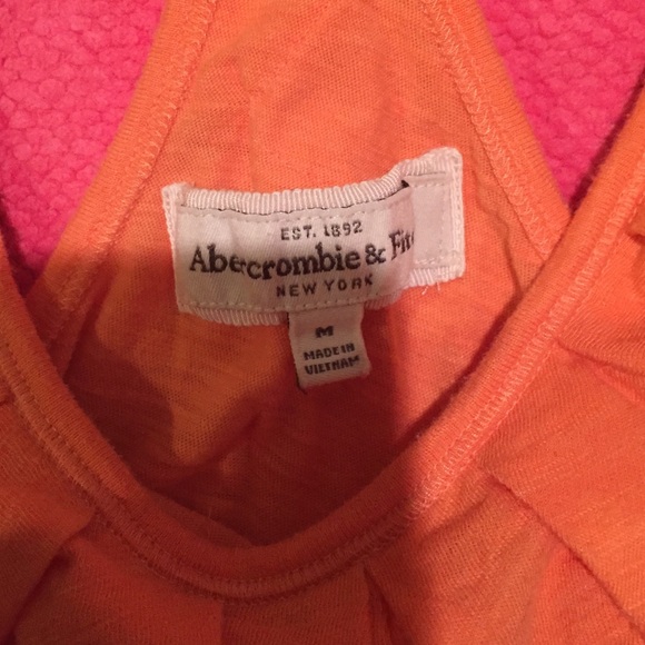 Tank - Picture 2 of 2