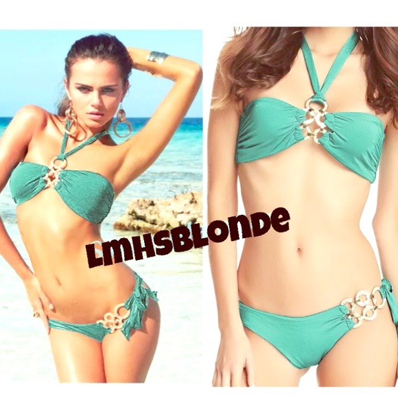 SALE😱🚨Beach bunny small top large bottom ✨AS SET