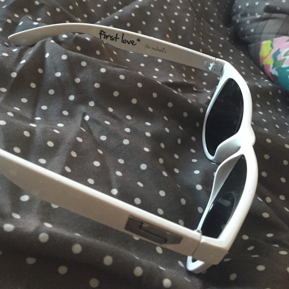 Brand new OneLove white polarized sunglasses - Picture 2 of 4