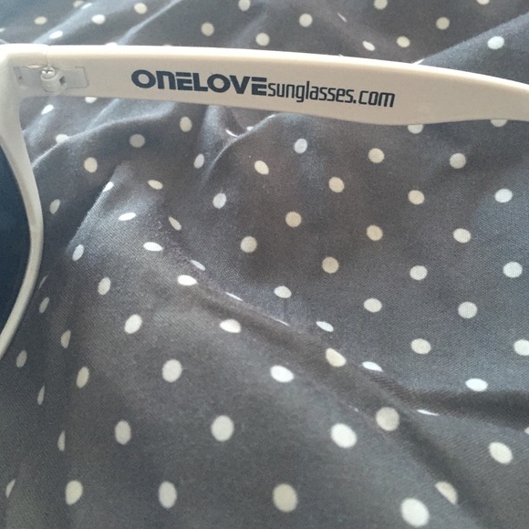 Brand new OneLove white polarized sunglasses - Picture 3 of 4
