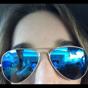 Raybans💘make me an offer💘