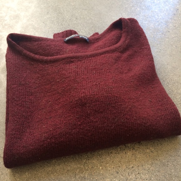 Brandy Melville Sweaters - Brandy Melville Maroon Sweater