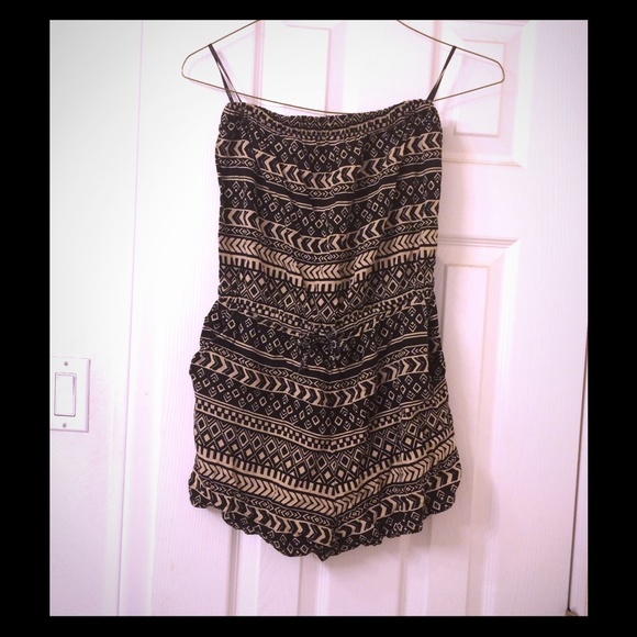 Strapless romper