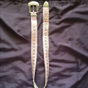 Pink cowgirl belt.