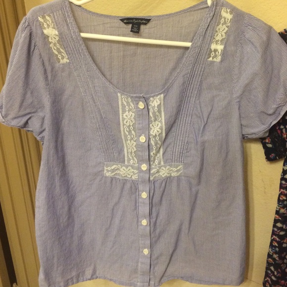 TWO TOP BUNDLE! Blue - medium Floral - small