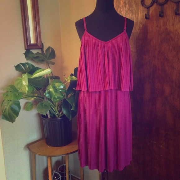 Tiered Pleated Dress - Picture 1 of 3
