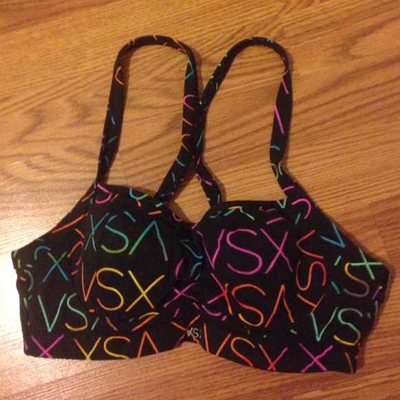 Victoria's secret sports bra