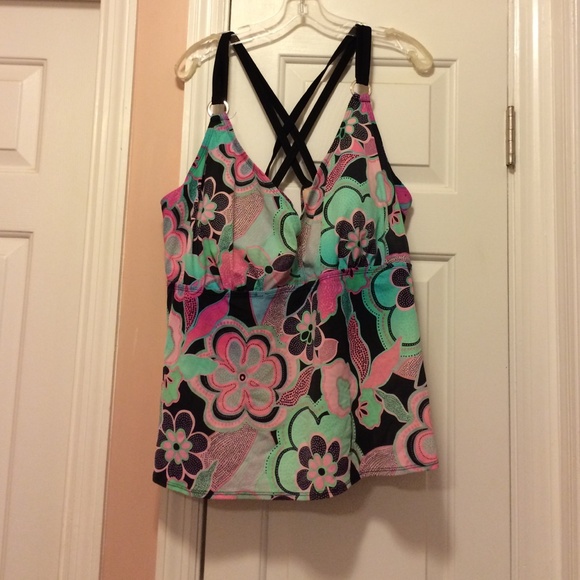 🚫sold🚫Lane bryant swim top - Picture 1 of 1