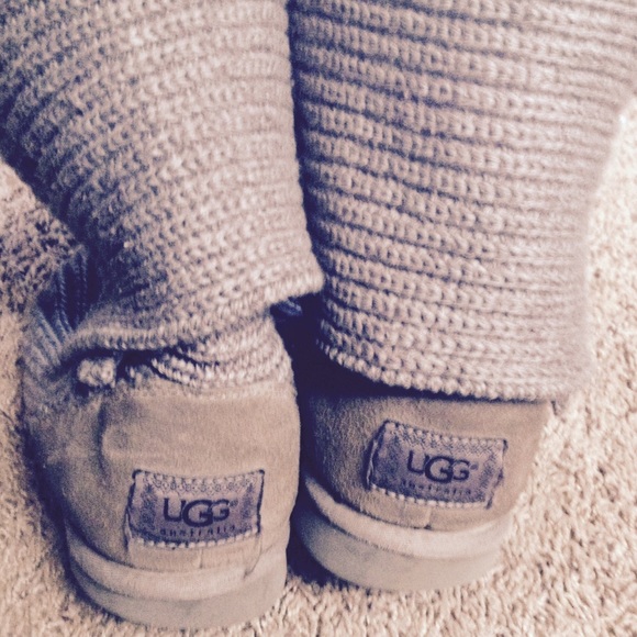 ugg boots - Picture 2 of 3