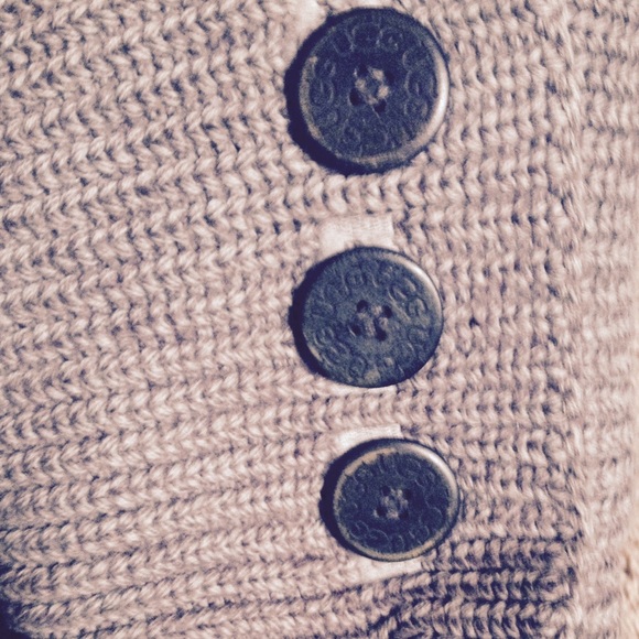 ugg boots - Picture 3 of 3