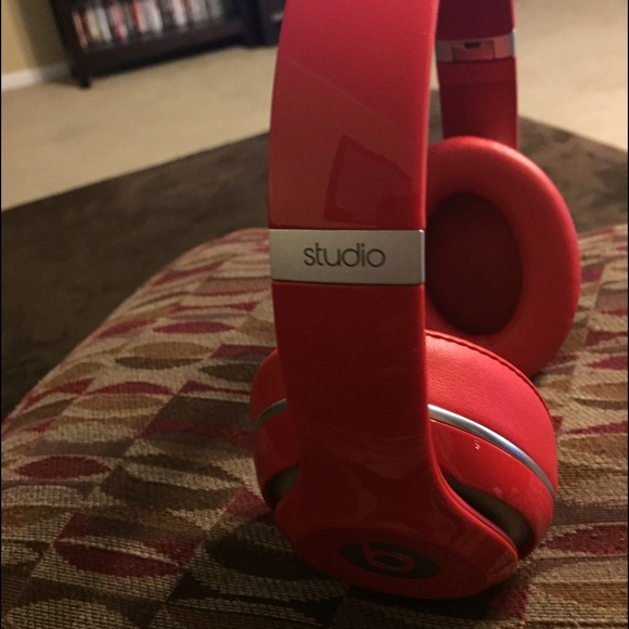 Beats by Dre - Picture 3 of 3