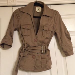 Tan three quarter sleeve jacket