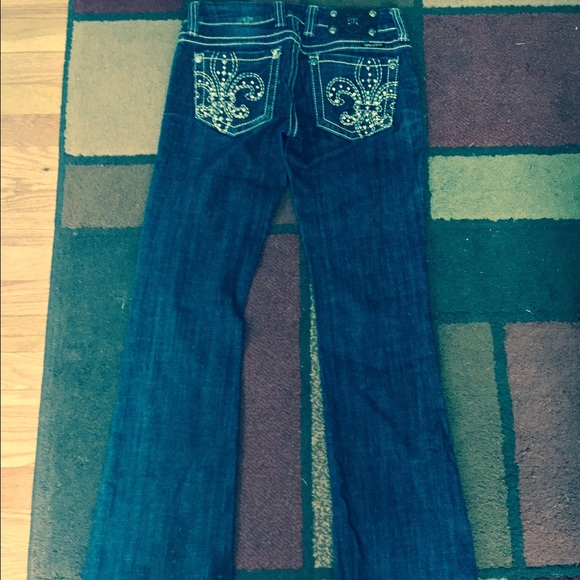 Miss Me Fleur de Lis pocket Jeans