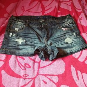 Bundle of shorts