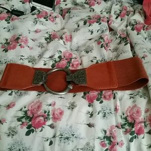 Stretchy belt