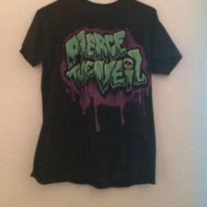 Pierce the veil t-shirt