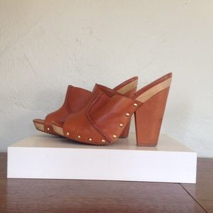 Vince Camuto Open Toe Clog