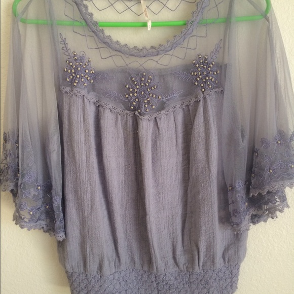 Free People BEAUTIFUL shirt - Picture 2 of 4