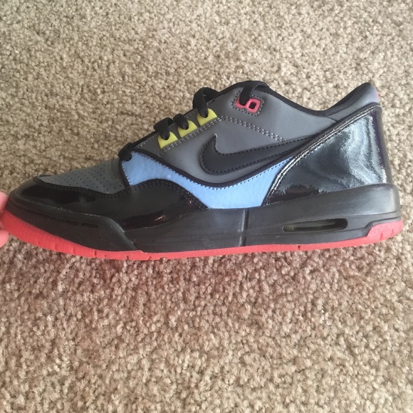 Nike Air Assault Low GS