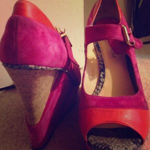 Gianni Bini wedge shoes