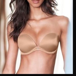 Victoria's Secret very sexy strapless bra