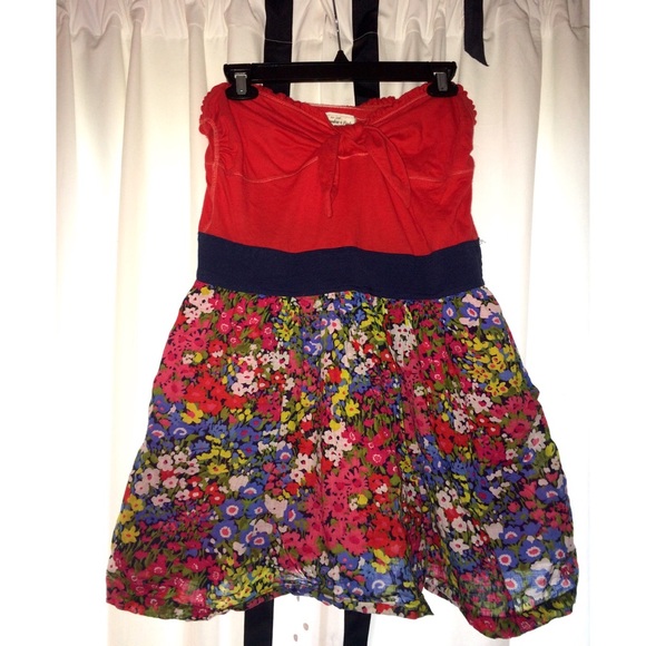 🌹Strapless Floral Abercrombie Dress🌹