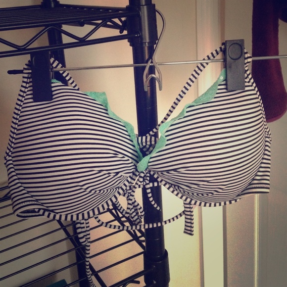 Victoria's Secret push-up halter top