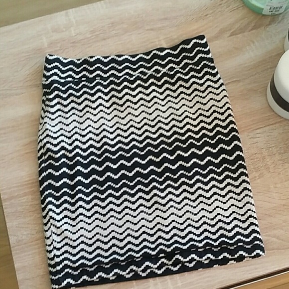 Chevron skirt