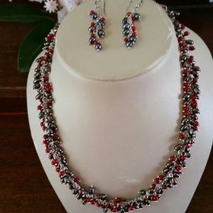 NWOT Dark brown seed pearls necklace w/ earrings