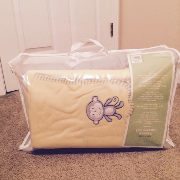 Cute baby crib set