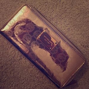 Michael kors  wallet