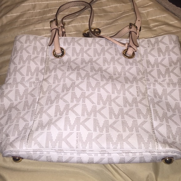 MK logo purse