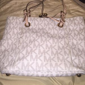 MK logo purse
