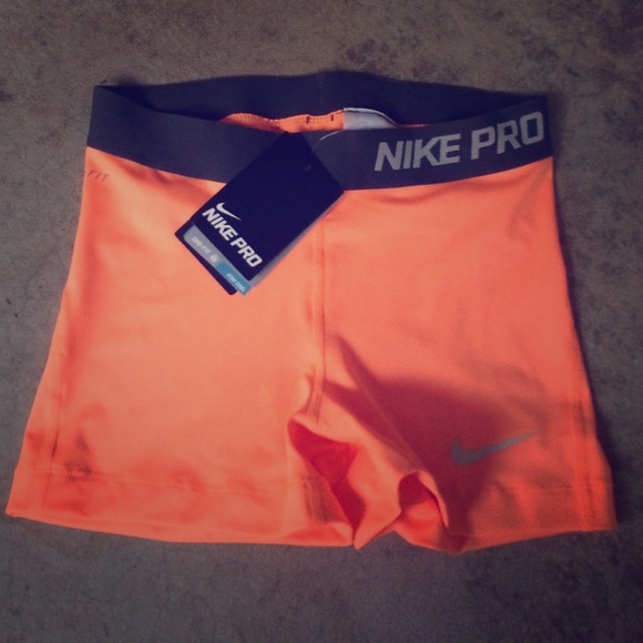 Nike Pants - New with tags Nike Pro spandex
