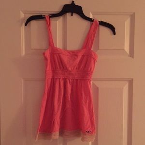 Hollister tank!