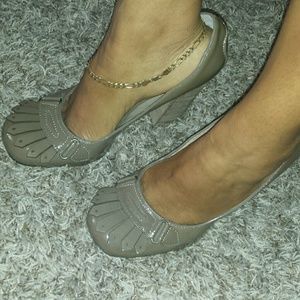 Levity-very cute work shoe. Too big for me :(