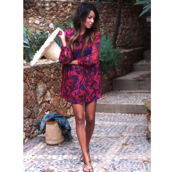 H&M printed long sleeve dress