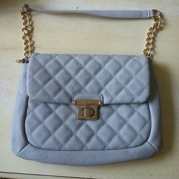 Light grey clutch