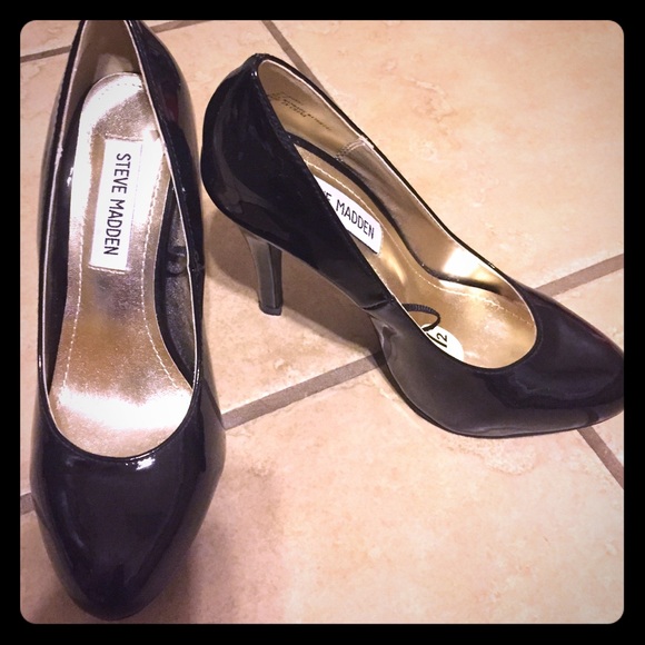 Steve Madden black dressy heels size 5.5