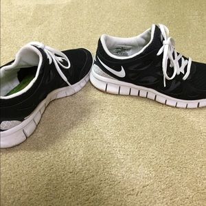 Nike Free Tennis Shoes