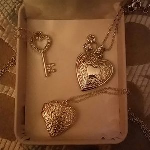 Heart lockets
