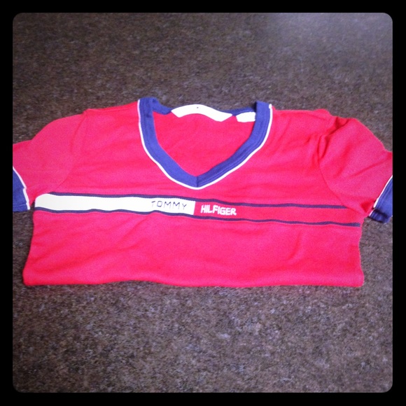Vintage Tommy Hilfiger tee 🇺🇸