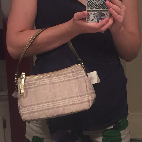 Coach purse - Picture 4 of 4