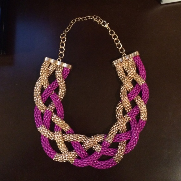 Statement necklace - Picture 2 of 2
