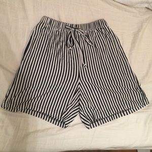 High waisted be beachy shorts, stretchy